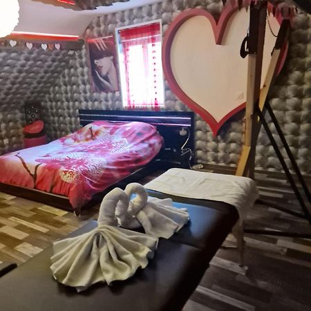 L Evasion Secrete Hotel Quarouble Kültér fotó
