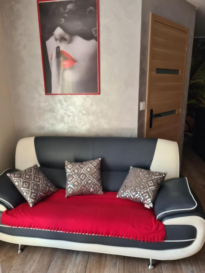L Evasion Secrete Hotel Quarouble Kültér fotó